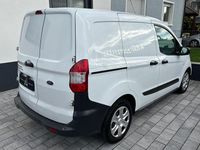 Gebraucht Ford Transit Trend 101 PS (74 kW) 2019 Weiß Van / Kleinbus
