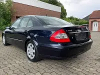Gebraucht Mercedes E280 190 PS (139 kW) 2006 Blau Limousine