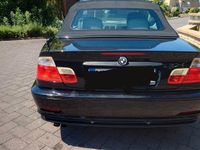 Gebraucht BMW 320 Performance 170 PS (125 kW) 2001 Schwarz Cabrio