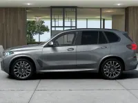 Gebraucht BMW X5 M Sport 298 PS (219 kW) 2025 Skyscraper grau (grau) SUV