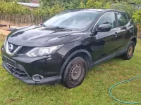 Gebraucht Nissan Qashqai Acenta 116 PS (85 kW) 2016 Schwarz SUV