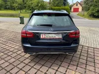 Gebraucht Mercedes C300 245 PS (180 kW) 2019 Blau Kombi