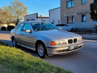 Gebraucht BMW 520 150 PS (110 kW) 1999 Silber Limousine