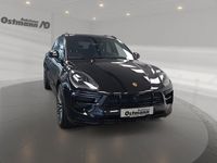 Gebraucht Porsche Macan Turbo 441 PS (324 kW) 2020 Tiefschwarzmetallic SUV