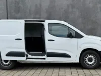 Gebraucht Opel Combo Edition 131 PS (96 kW) 2022 Weiß Van / Kleinbus