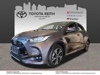 Gebraucht Toyota Yaris Hybrid Plus 116 PS (85 kW) 2024 Grau Limousine