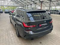 gebraucht BMW 330 3er - i xDrive M Sport (EURO 6d)(OPF)
