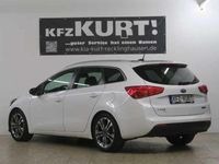 Gebraucht Kia Ceed 135 PS (99 kW) 2015 Deluxeweiss (metallic) Kleinwagen