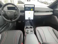Gebraucht Ford Mustang Mach-E 197 kW (269 PS) 2022 Lucidrot SUV