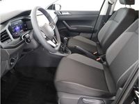Gebraucht VW Polo Basis 95 PS (69 kW) 2026 Schwarz Kleinwagen