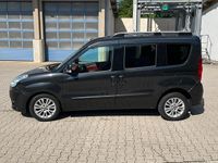 Gebraucht Fiat Doblò 105 PS (77 kW) 2011 Schwarz Van / Kleinbus
