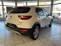 Gebraucht Kia Stonic Vision 101 PS (74 kW) 2020 Weiß SUV