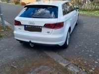 gebraucht Audi A3 Sportback A3 1.6 TDI ultra Attraction