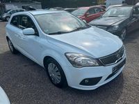 Gebraucht Kia ProCeed Vision 116 PS (85 kW) 2012 Weiß Kleinwagen