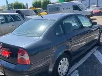 Gebraucht VW Passat Basis 102 PS (75 kW) 2001 Grau Limousine