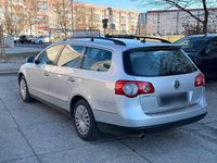 Gebraucht VW Passat 102 PS (75 kW) 2006 Grau Limousine