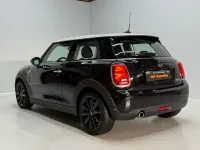 Käytetty Mini Cooper D Pepper 116 HP (85 kW) 2018 Musta Viistoperä
