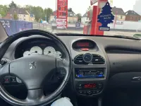 Gebraucht Peugeot 206 CC Tendance 109 PS (80 kW) 2004 Grau Cabrio
