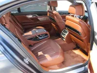 Gebraucht BMW 760 609 PS (447 kW) 2018 Grau Limousine