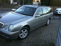 Gebraucht Mercedes E200 Elegance 163 PS (119 kW) 2003 Grau Kombi
