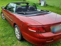 Second-hand Chrysler Sebring Cabriolet 206 CP (151 kW) 2006 Roșu Cabrio