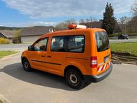 Second-hand VW Caddy 102 CP (75 kW) 2011 Portocaliu Monovolum