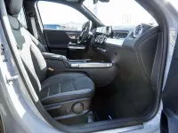 Gebraucht Mercedes GLB200 AMG 163 PS (119 kW) 2026 Grau / manufaktur alpingrau SUV