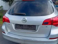 Gebraucht Opel Astra 110 PS (80 kW) 2013 Grau Kombi
