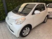 Gebraucht Toyota iQ 68 PS (50 kW) 2011 Weiß Kleinwagen