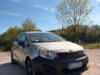 Usata Kia Rio 86 CV (63 kW) 2012 Argento Berlina