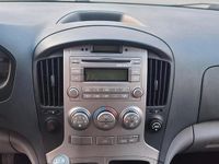 Gebraucht Hyundai H-1 170 PS (125 kW) 2011 Grau Van / Kleinbus