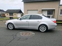 Gebraucht BMW 520 170 PS (125 kW) 2004 Silber Limousine
