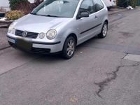 Używany VW Polo 50 KM (36 kW) 2004 Szary Hatchback