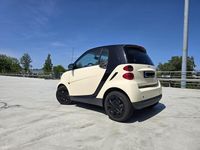 Gebraucht Smart ForTwo Coupé 61 PS (44 kW) 2011 Weiß Coupé