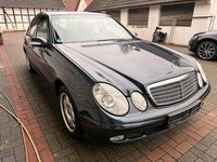 Gebraucht Mercedes E200 122 PS (89 kW) 2004 Schwarz Limousine