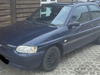 Gebraucht Ford Escort 75 PS (55 kW) 1996 Blau Kleinwagen