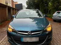 Gebraucht Opel Astra 136 PS (100 kW) 2014 Blau Kombi
