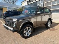 Neu Lada niva 83 PS (61 kW) 2026 Braun SUV