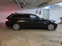 Gebraucht BMW 525 Luxury Line 218 PS (160 kW) 2012 Schwarz Kombi