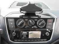 Second-hand VW up! 65 CP (47 kW) 2022 Alb Hatchback