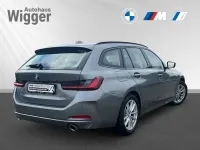 Gebraucht BMW 318 Sport Line 156 PS (114 kW) 2024 Grau Kombi