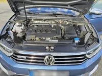 Gebraucht VW Passat 239 PS (175 kW) 2018 Blau Kombi