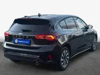 Neu Ford Focus Titanium 125 PS (91 kW) 2025 Schwarz Limousine