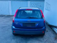 Gebraucht Ford Fiesta 65 PS (47 kW) 2006 Blau Kleinwagen