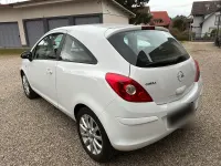 Gebraucht Opel Corsa 80 PS (58 kW) 2009 Weiß Kleinwagen