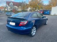 Gebraucht Mercedes C180 143 PS (105 kW) 2006 Blau Coupé