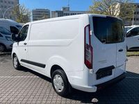 Gebraucht Ford Transit Custom 105 PS (77 kW) 2021 Weiß Van / Kleinbus