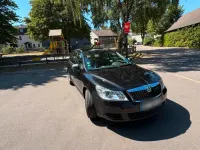 Gebraucht Skoda Octavia 105 PS (77 kW) 2012 Schwarz Kombi