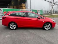 Gebraucht Opel Astra Innovation 150 PS (110 kW) 2016 Rot Kombi