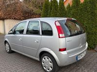 Gebraucht Opel Meriva 90 PS (66 kW) 2005 Silber Van / Kleinbus